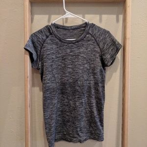 Lululemon Swiftly Short Sleeve (size 8)